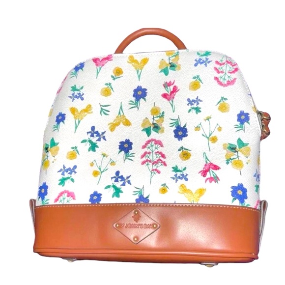 St. John’s Bay Leather Backpack - Picture 1 of 3